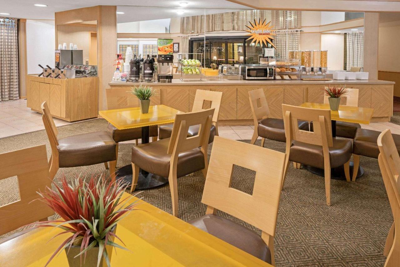 La Quinta By Wyndham Salt Lake City - Layton Εξωτερικό φωτογραφία